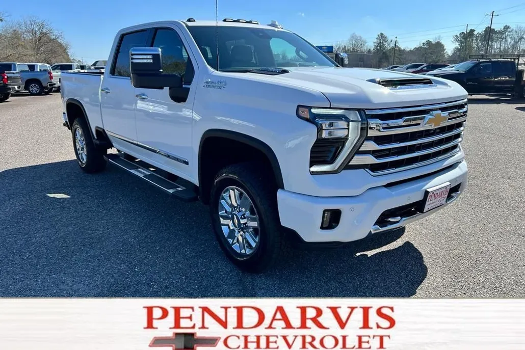 2025 Chevrolet Silverado 2500HD High Country photo 1