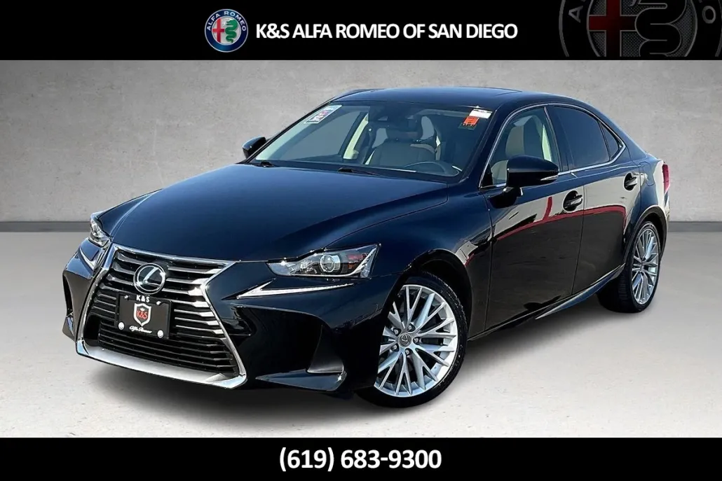 2017 Lexus IS 200t photo 1
