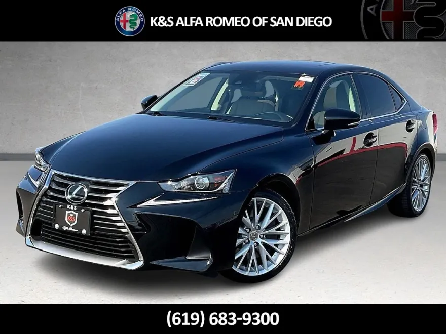 2017 Lexus IS 200t photo 1