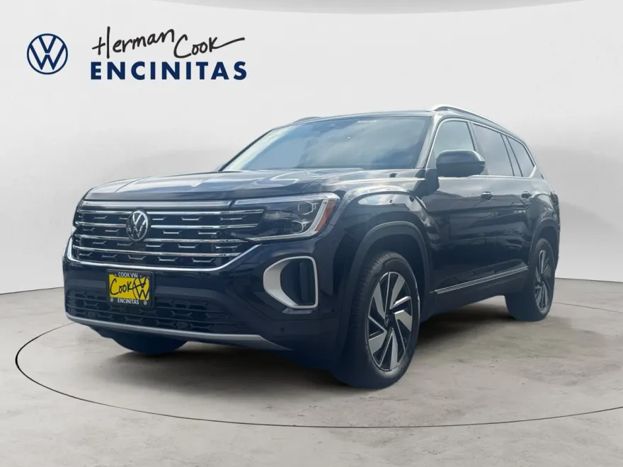 2025 Volkswagen Atlas SEL photo 1