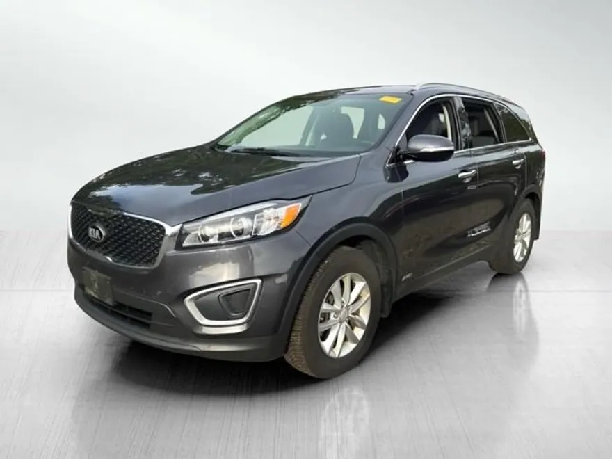 2016 Kia Sorento LX photo 1