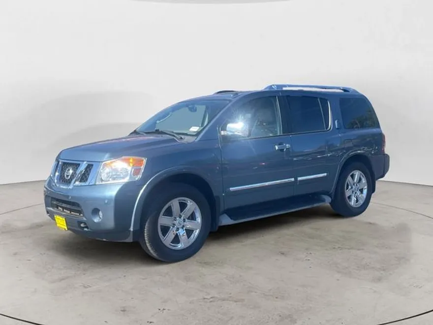 2011 Nissan Armada Platinum photo 1