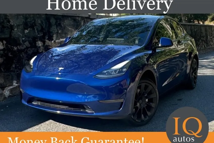 2024 Tesla Model Y Long Range photo 1