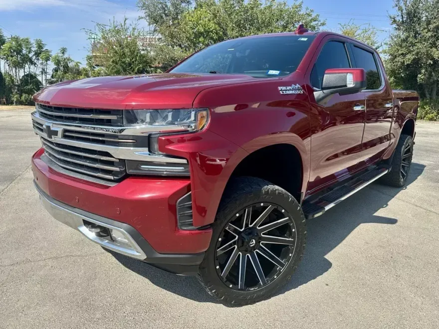 2019 Chevrolet Silverado 1500 High Country photo 1