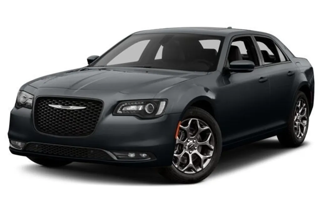 2018 Chrysler 300 S photo 1