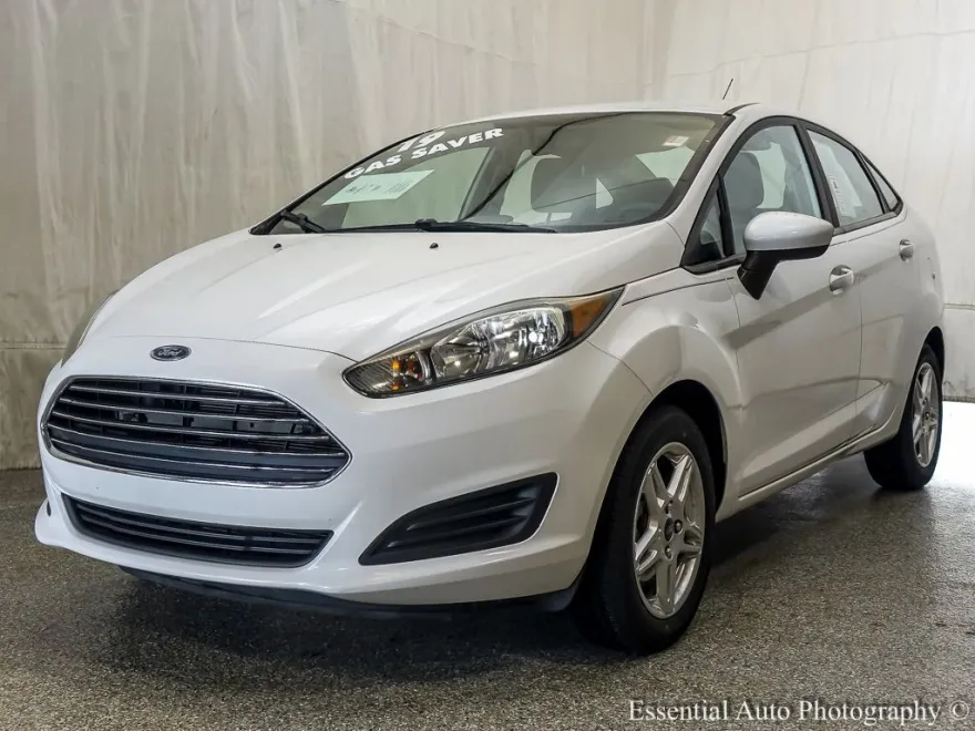 2019 Ford Fiesta SE photo 1