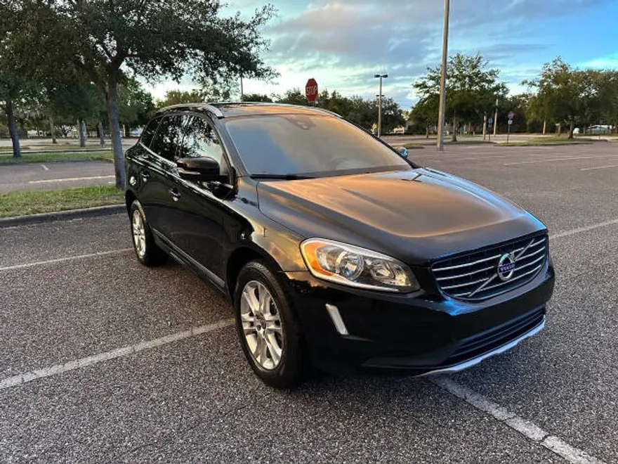 2016 Volvo XC60 T5 Drive-E Premier photo 1