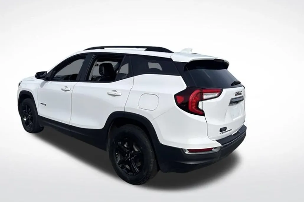 2023 Gmc Terrain AT4 photo 1