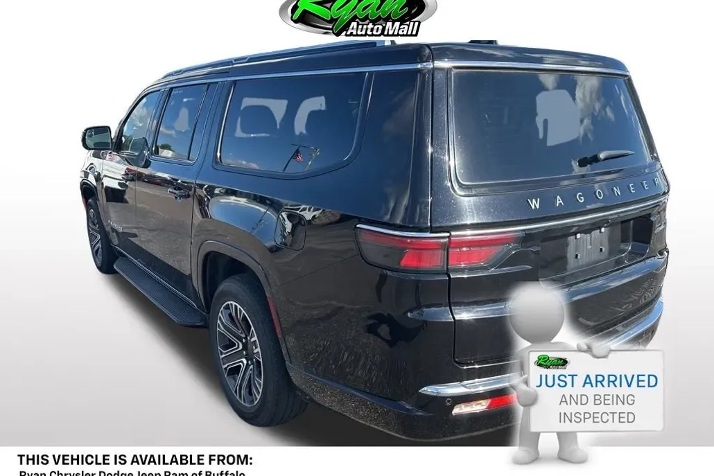 2024 Jeep Wagoneer L Series II photo 1