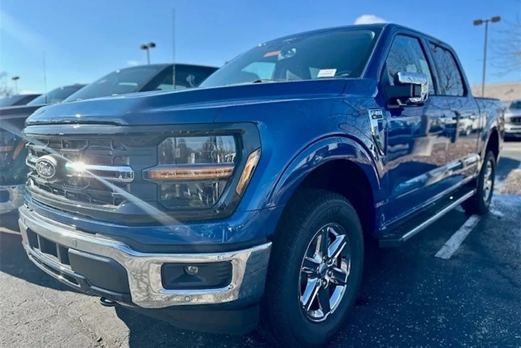 2024 Ford F-150 XLT photo 1