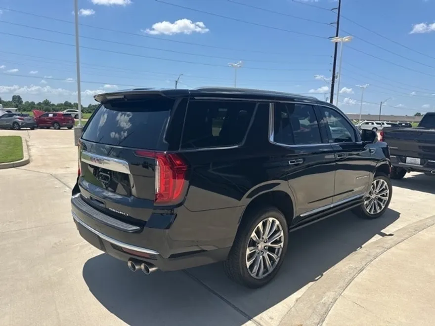 2024 Gmc Yukon Denali photo 1