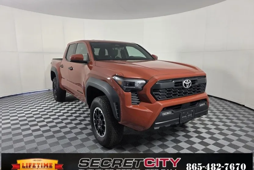2025 Toyota Tacoma TRD Off-Road photo 1
