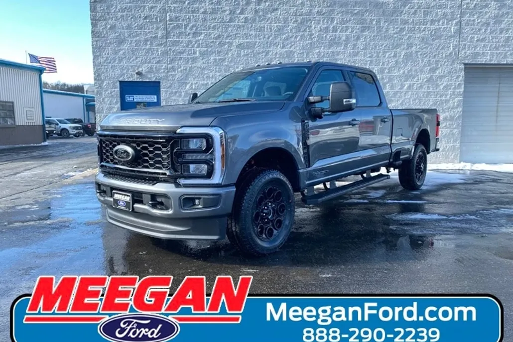 2025 Ford F-350 XLT photo 1