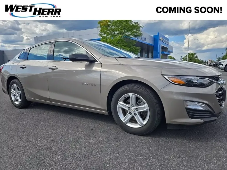 2022 Chevrolet Malibu photo 1