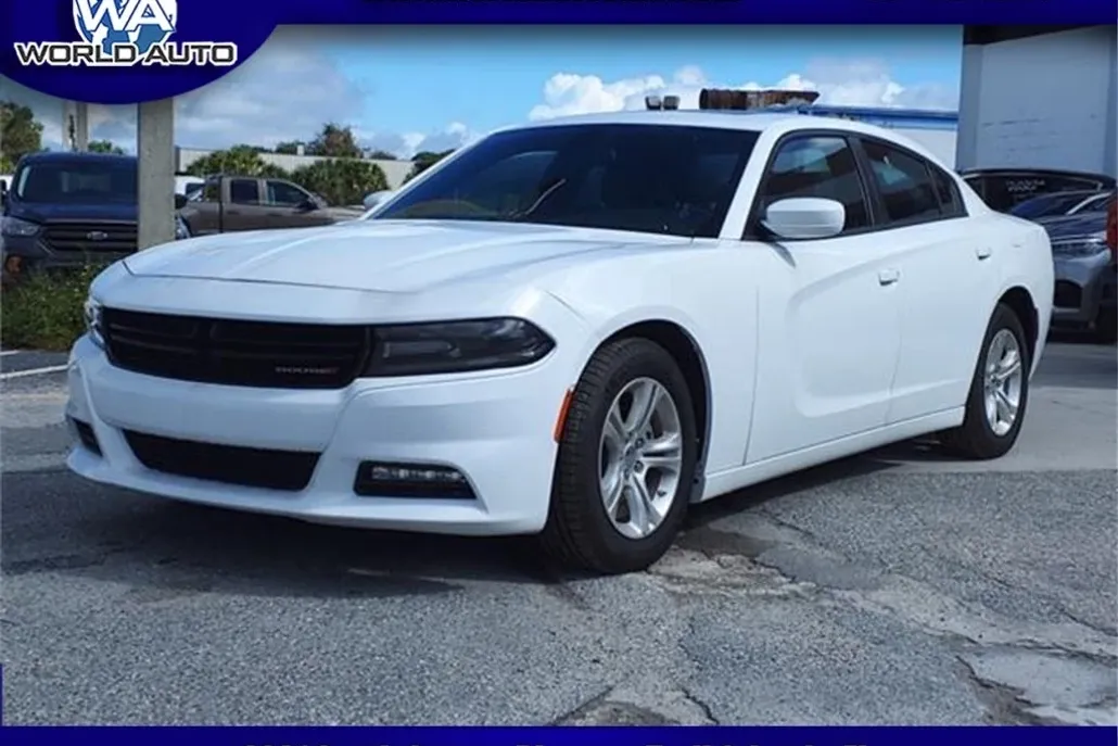 2022 Dodge Charger SXT photo 1