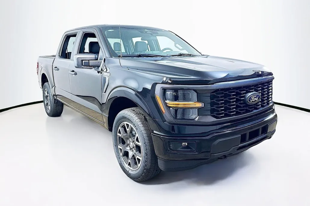 2025 Ford F-150 STX photo 1