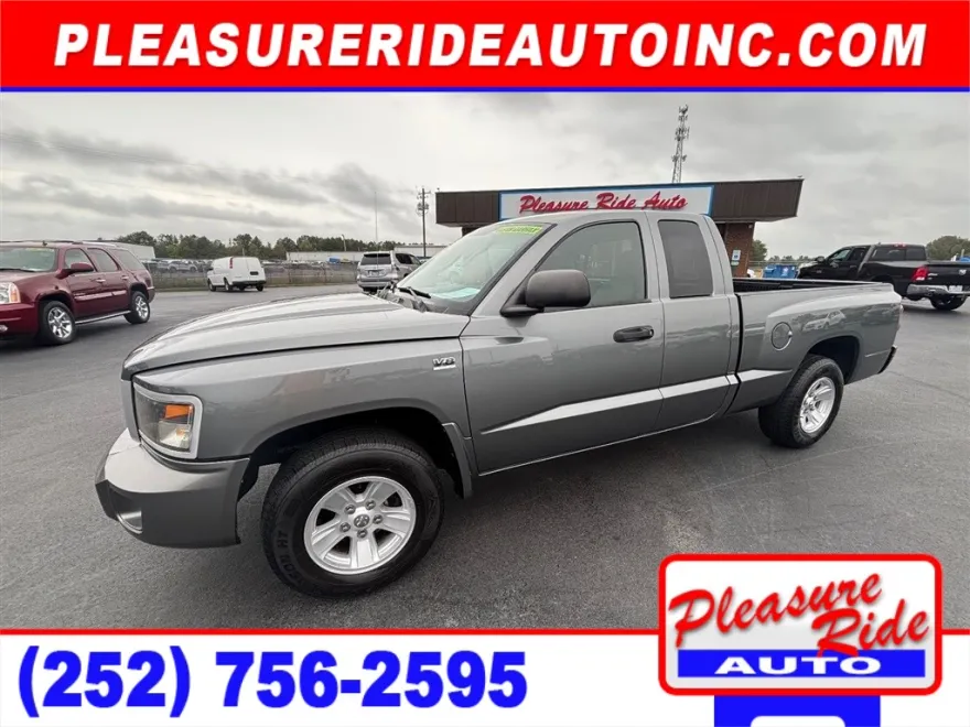 2009 Dodge Dakota SXT photo 1