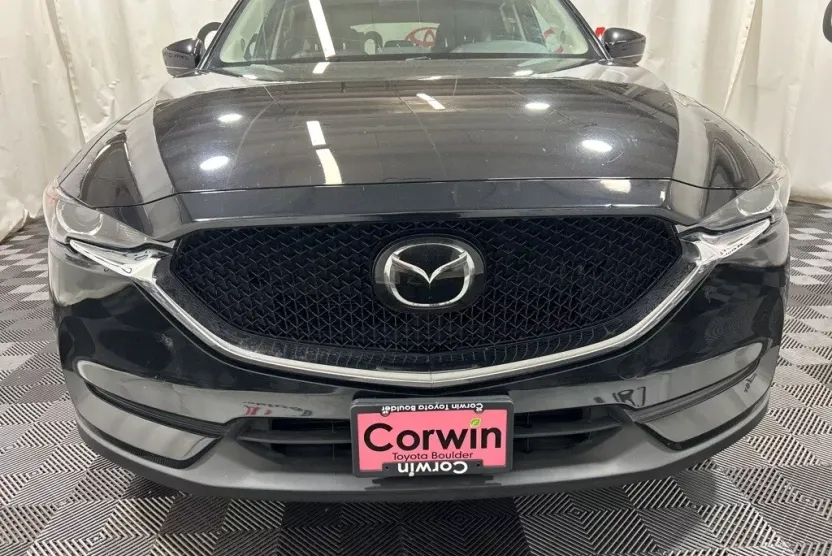 2020 Mazda CX-5 Touring photo 1