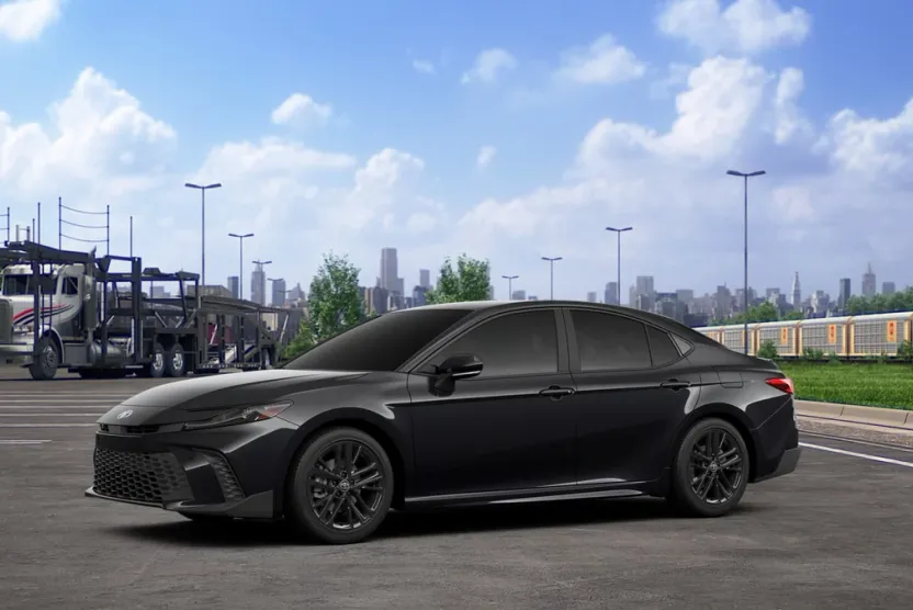 2026 Toyota Camry SE photo 1