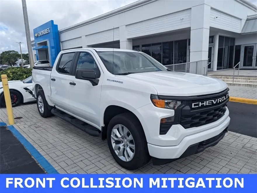 2023 Chevrolet Silverado 1500 Custom photo 1