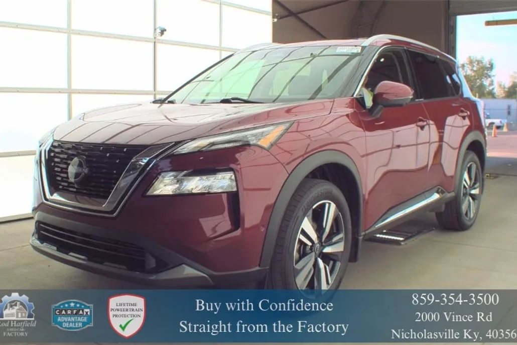 2023 Nissan Rogue SL photo 1
