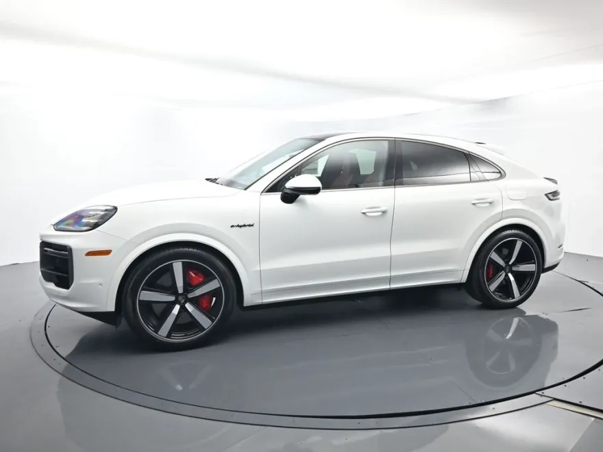 2026 Porsche Cayenne E-Hybrid Coupe photo 1