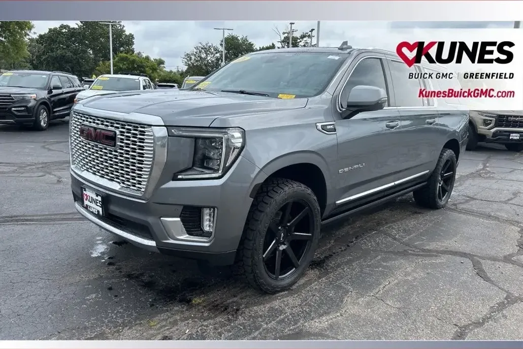 2021 Gmc Yukon XL Denali photo 1