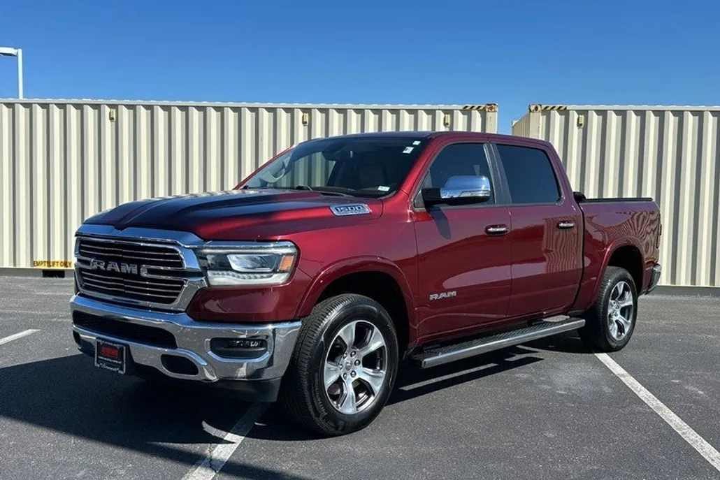 2019 Ram 1500 Laramie photo 1