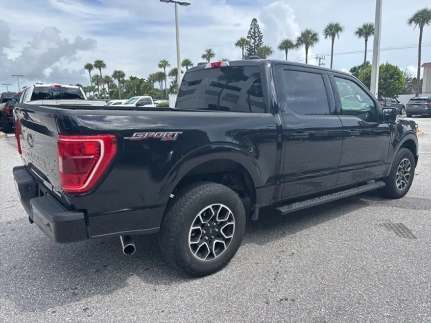 2022 Ford F-150 XLT photo 1