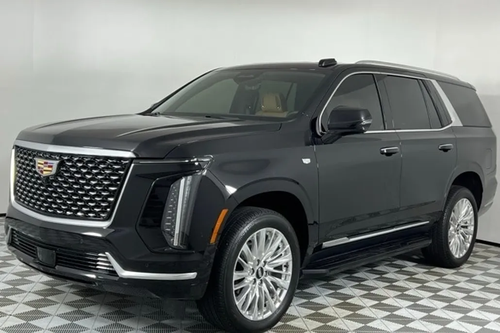 2025 Cadillac Escalade Premium Luxury photo 1