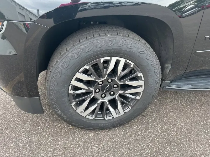 2020 Chevrolet Tahoe Premier photo 1
