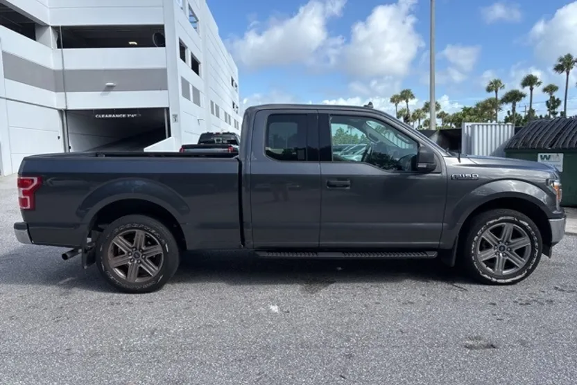 2018 Ford F-150 XLT photo 1