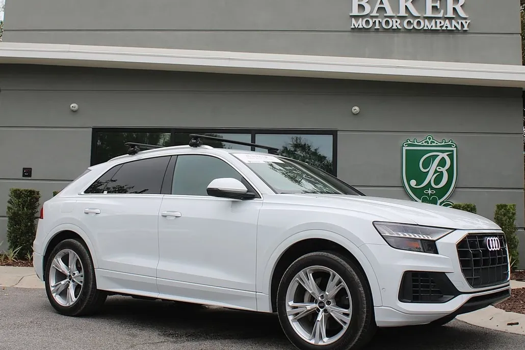 2023 Audi Q8 Premium 55 photo 1