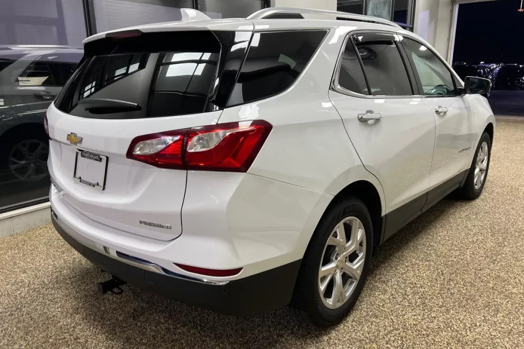 2020 Chevrolet Equinox Premier photo 1