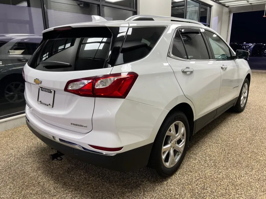 2020 Chevrolet Equinox Premier photo 1