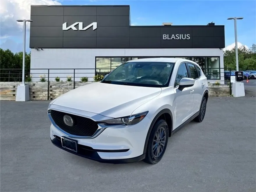 2021 Mazda CX-5 Sport photo 1