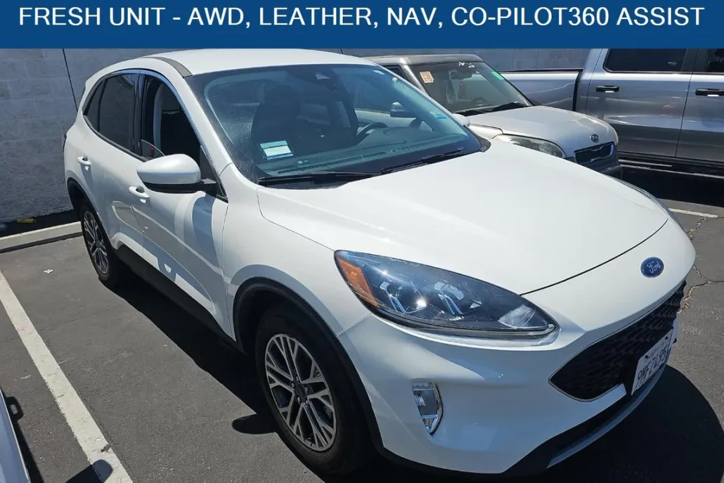 2022 Ford Escape SEL photo 1