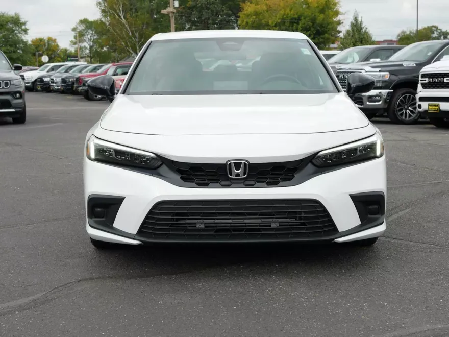 2024 Honda Civic Hatchback Sport photo 1