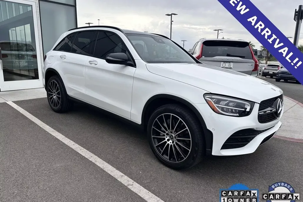 2022 Mercedes Benz GLC 300 photo 1