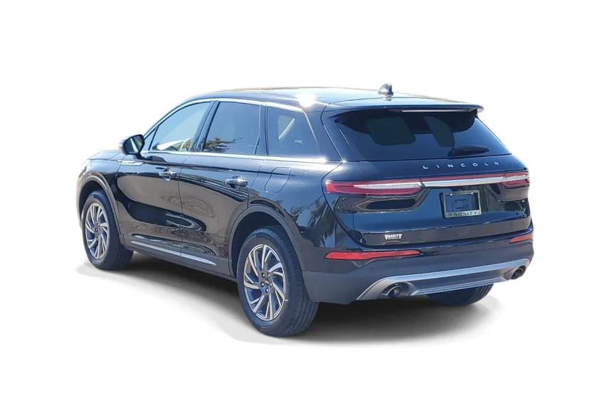 2023 Lincoln Corsair Standard photo 1