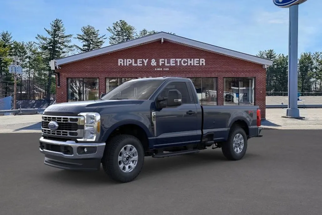2025 Ford F-350 XLT photo 1