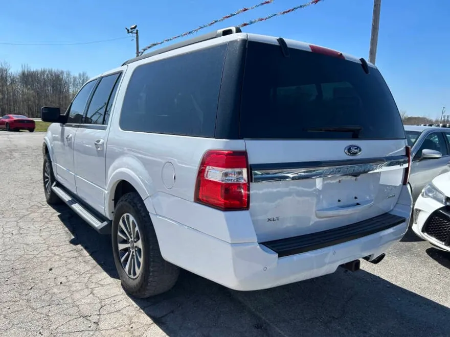 2015 Ford Expedition EL XLT photo 1