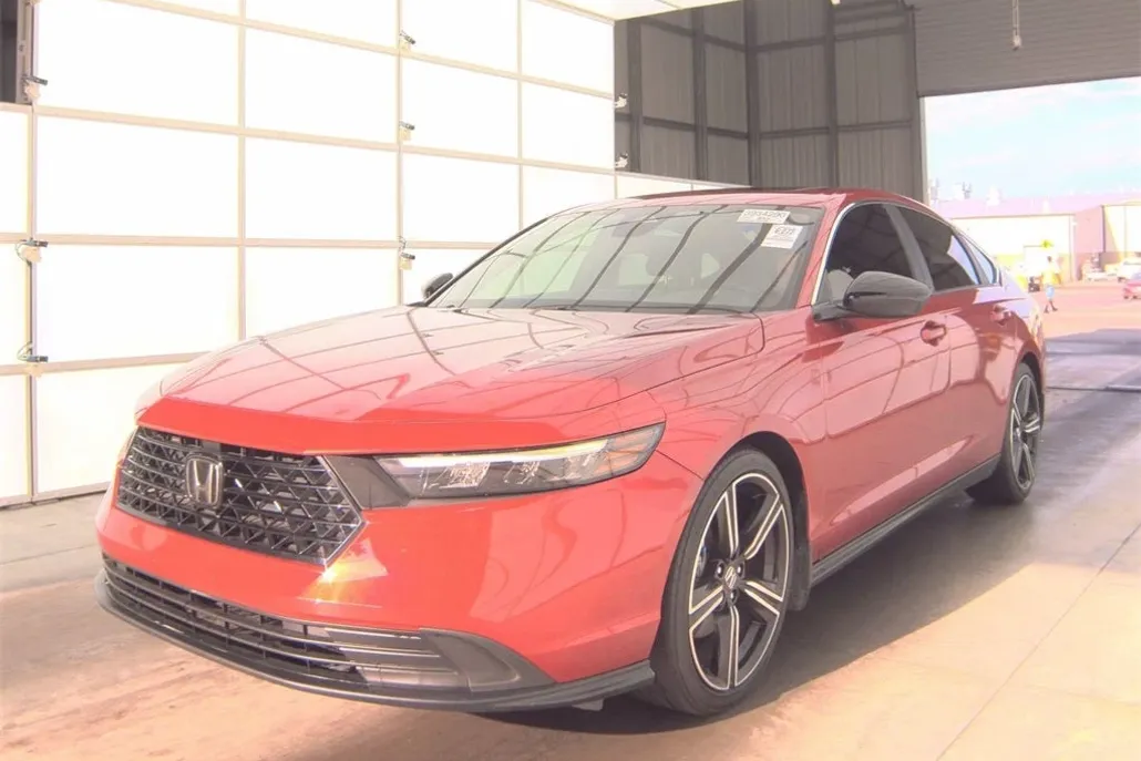 2023 Honda Accord Hybrid Sport photo 1