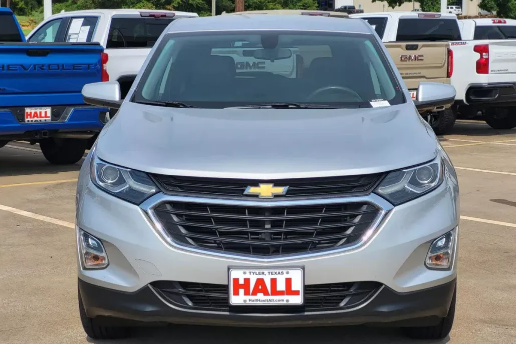 2018 Chevrolet Equinox LT photo 1