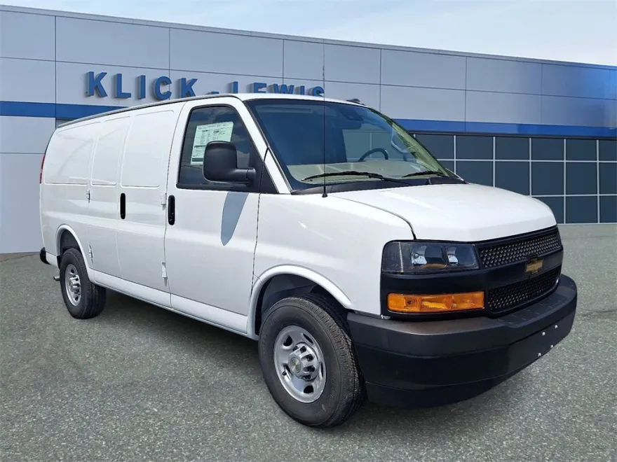 2025 Chevrolet Express Cargo 3500 Van photo 1