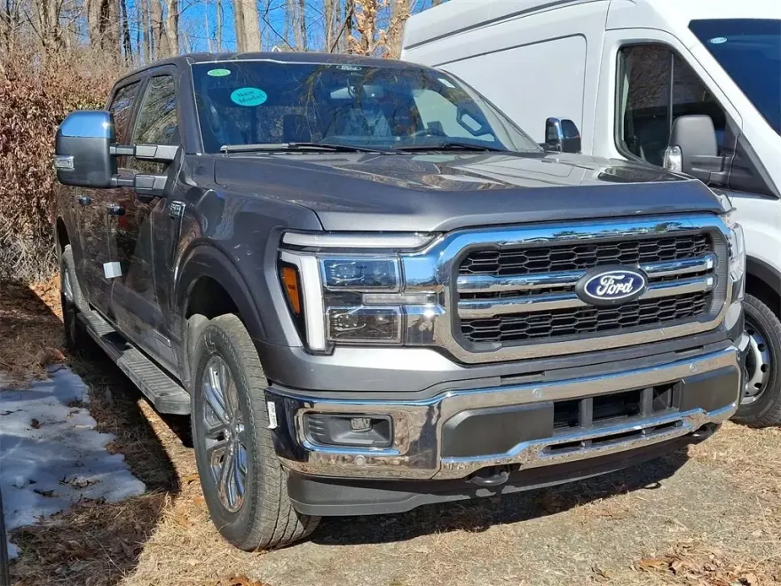 2025 Ford F-150 Lariat photo 1