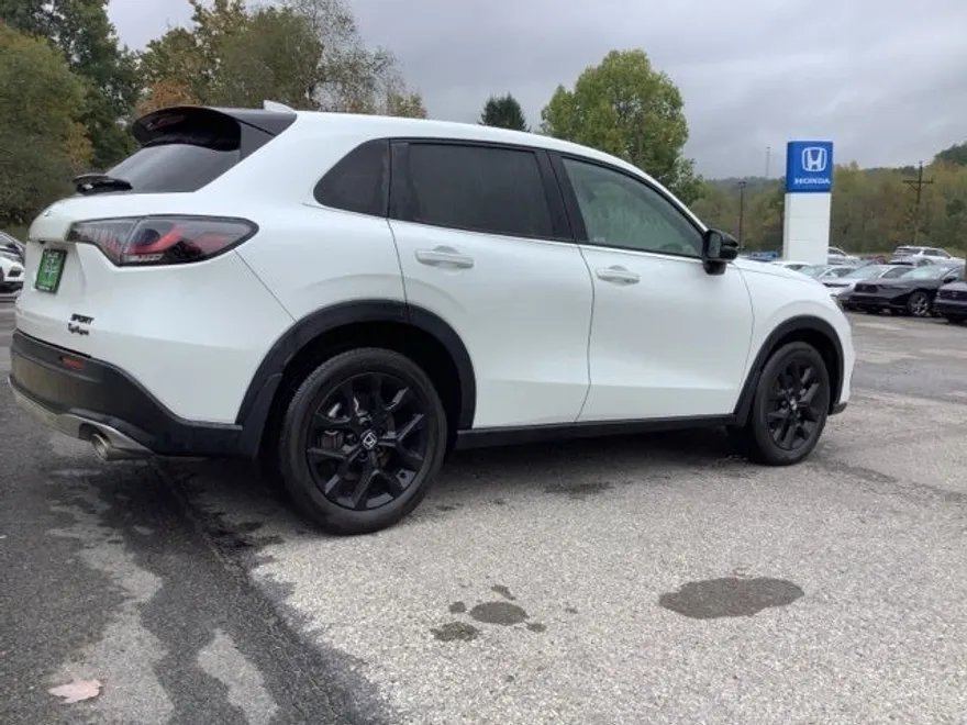 2023 Honda HR-V Sport photo 1