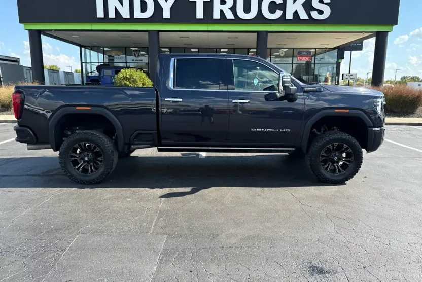 2024 Gmc Sierra HD Denali Ultimate photo 1