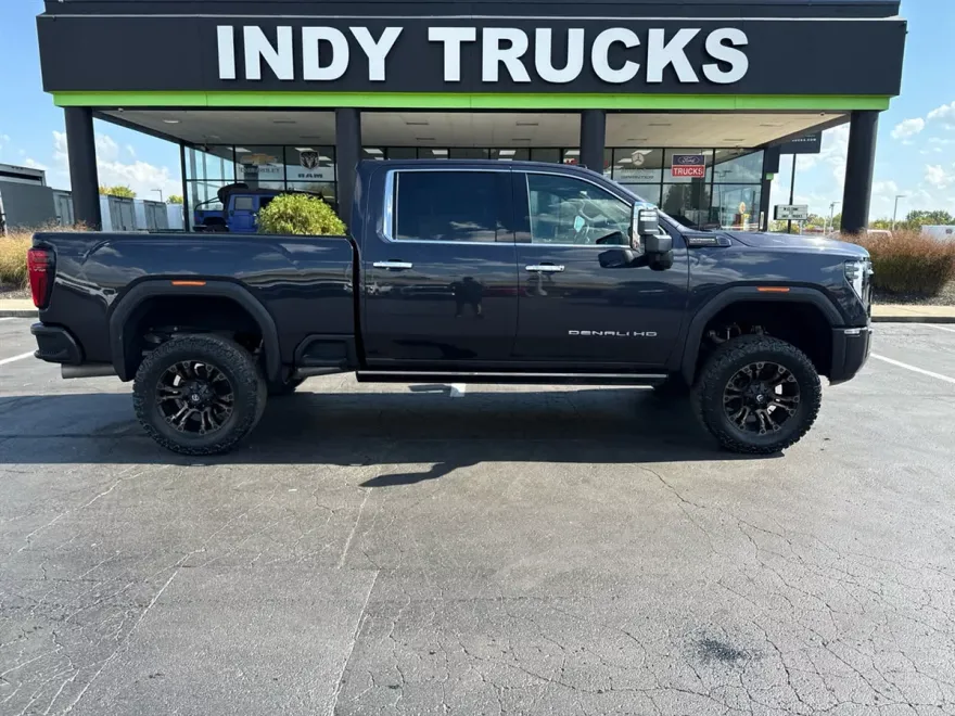 2024 Gmc Sierra HD Denali Ultimate photo 1