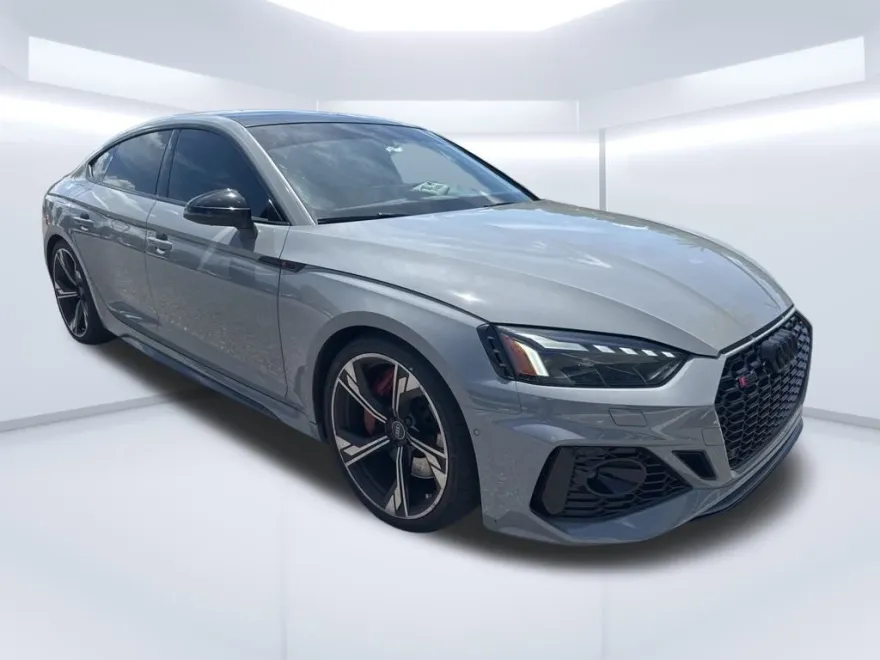 2023 Audi RS 5 photo 1